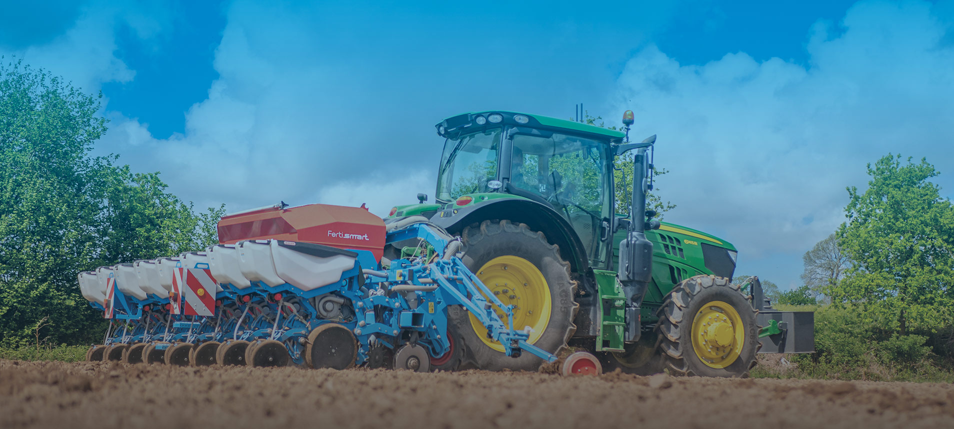 Image of the ValoTerra behind a tractor